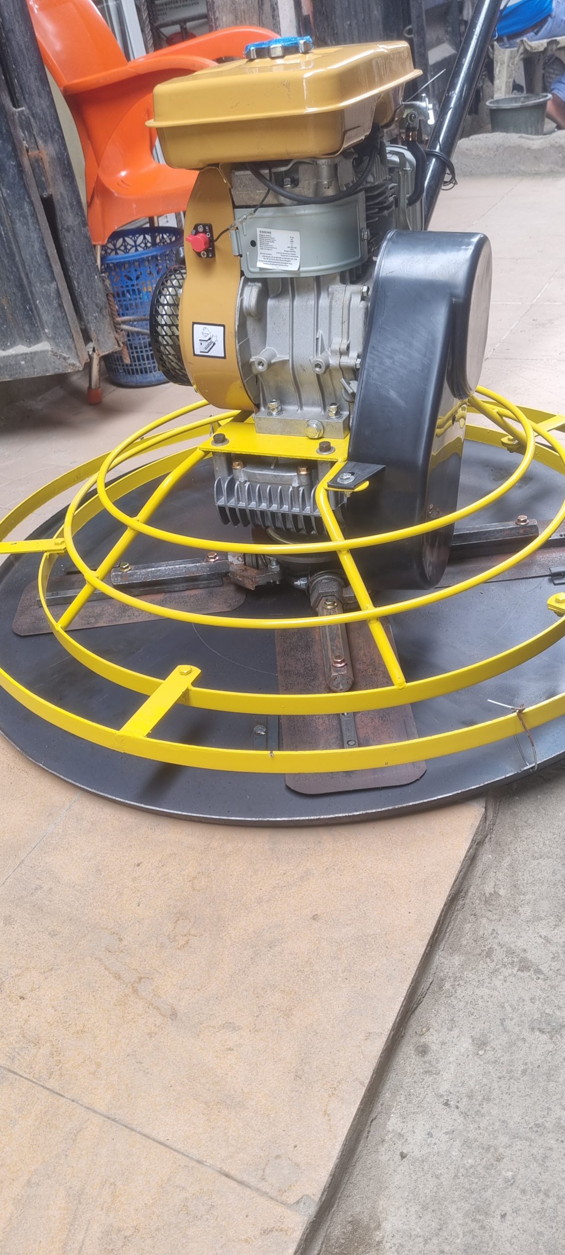 Power trowel machine